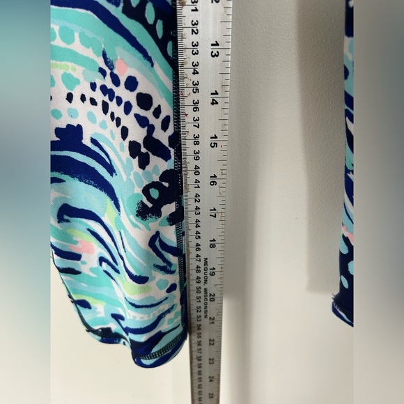 Lilly Pulitzer Cropped Luxletic Leggings Blue and Teal S - Picture 2 of 8